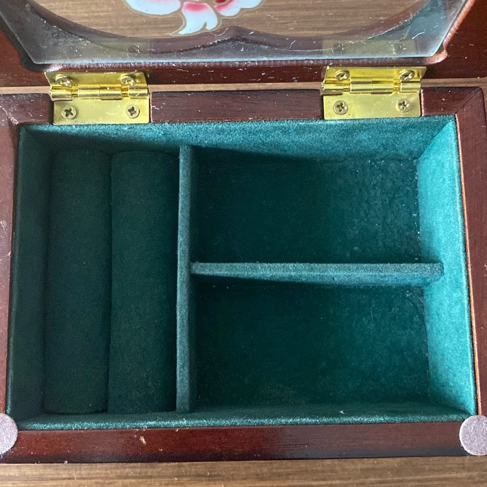 Jewelry Box - Picture 7 of 7